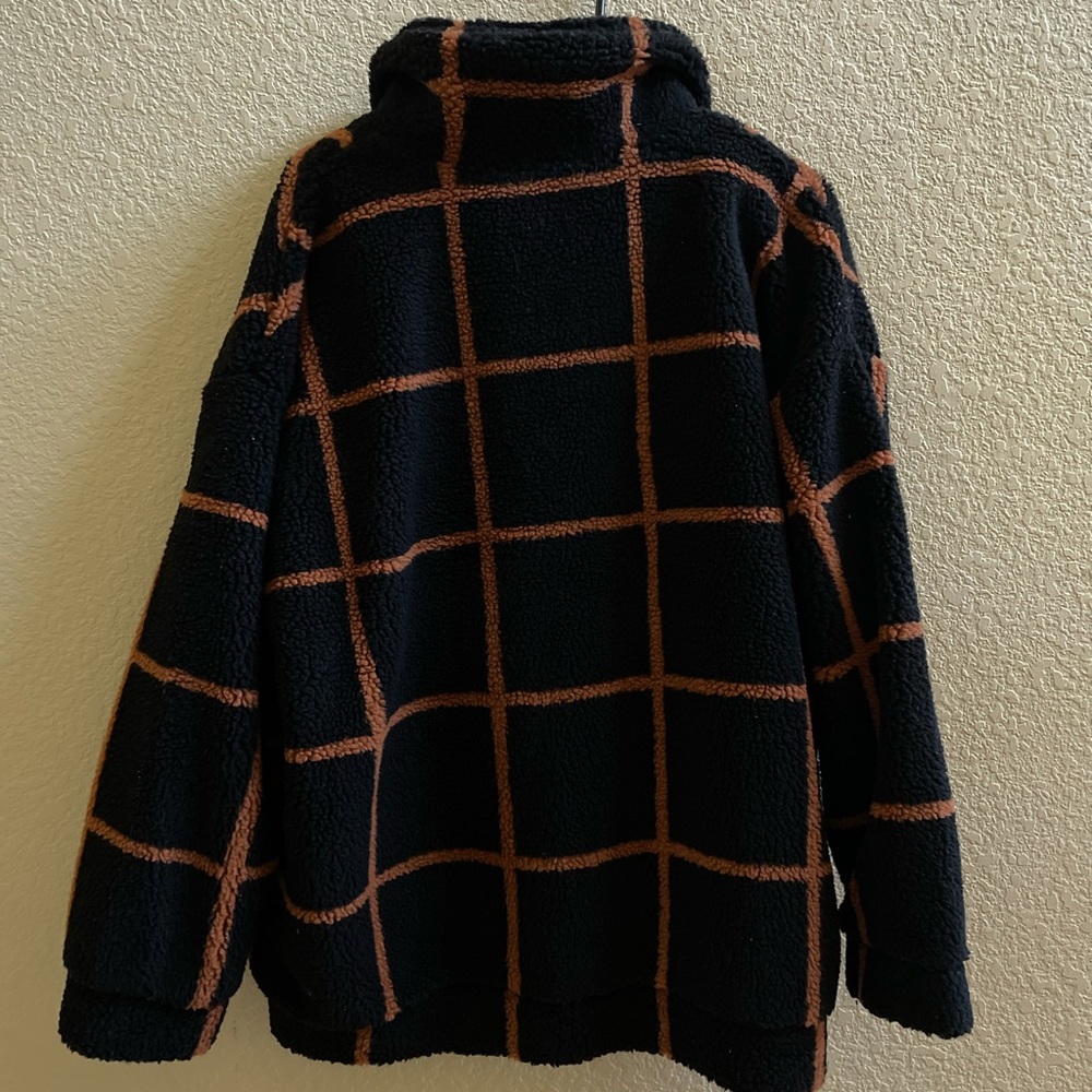 Express Teddy Jacket - Picture 4 of 4
